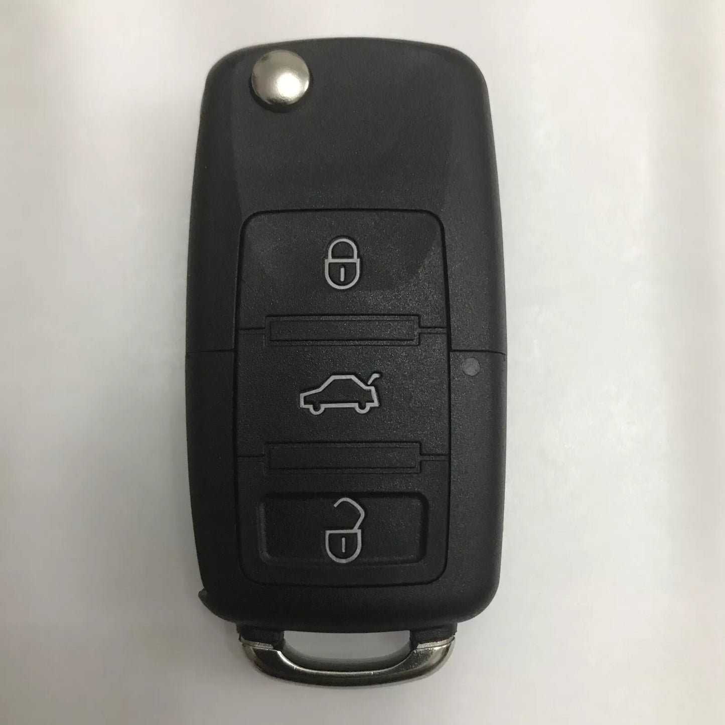 VW Golf 5 / Polo Vivo / Kombi 3 Button Flip Key Case - MK5