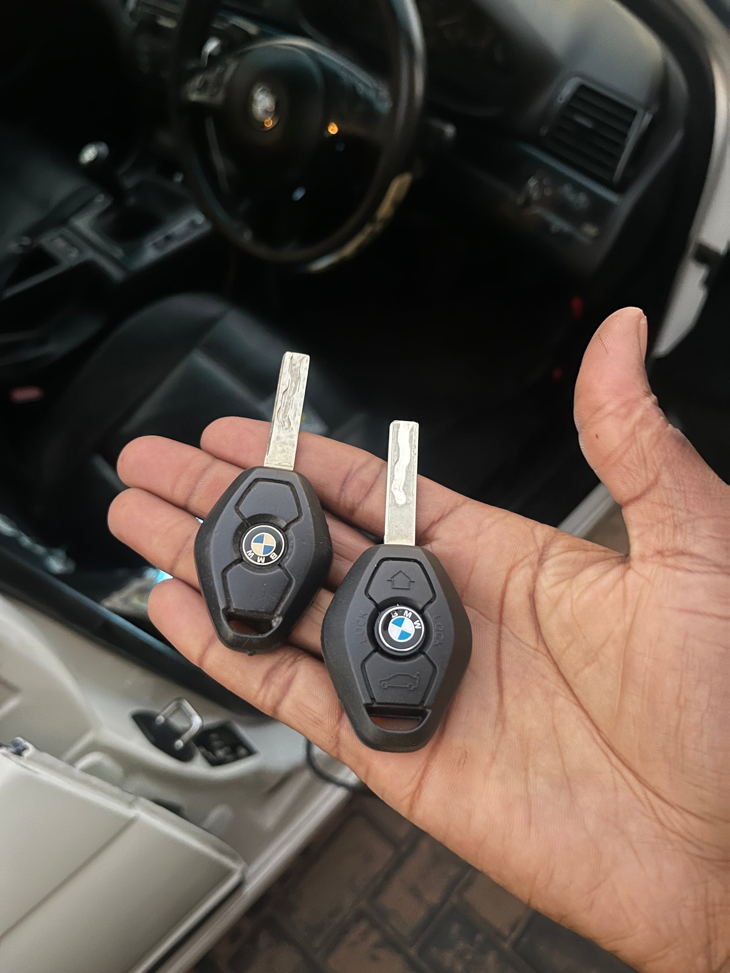 BMW – E46, E60, E83, E53 Spare key Voucher 315 433 434 868 MHz Frequency)